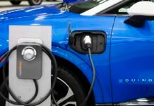 Freedom to Drive Without Oil: Electric Vehicles and Solar Power Are the BIGGEST Revolution Against Energy Control